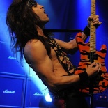 steel_panther_02