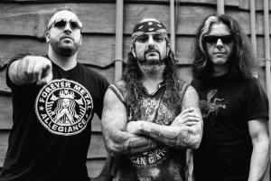 All-star METAL ALLEGIANCE vzdá hold Lemmymu, Bowiemu a Freyovi