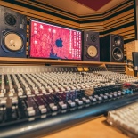 Studio Megafon - mixdesk