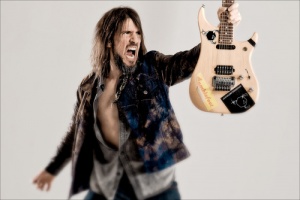 VIDEO: BUMBLEFOOT - „Don´t Know Who To Pray Anymore“