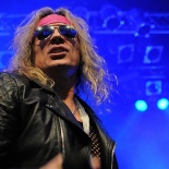steel_panther_04