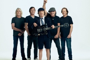 AC/DC zbourali s novinkou „Power Up“ americkou hitparádu