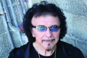 Tony Iommi dojemně vzpomíná na Eddieho Van Halena