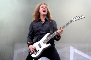 David Ellefson považuje současnou sestavu MEGADETH za sólo projekt Davea Mustaina