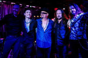 Geoff Tate vydal po dvaceti letech třetí díl „Operation: Mindcrime“