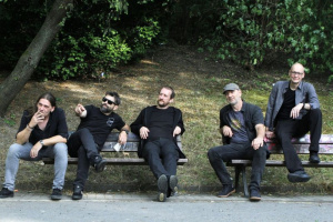 SLUT, legendy tvrdé nezávislé scény vydávají nové album Soul Booster