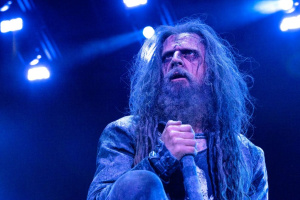  Rob Zombie se nebojí seřvat fanoušky kvůli mobilům. Nyní přichází s novým klipem