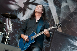 Thomas Youngblood s KAMELOT nejezdí tolik turné a má pro to pádné důvody