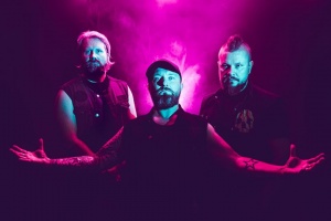 Hellsinští doomoví DÖ uctívají kosmický riff