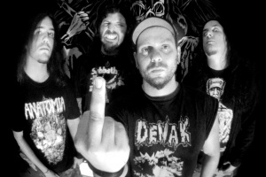 Poslechněte si čerstvou grind nálož od NASHGUL