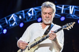 Příčina úmrtí Eddieho Van Halena objasněna