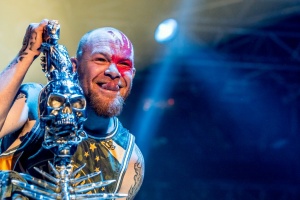 LIVE: FIVE FINGER DEATH PUCH v Praze deklasovali metalovou scénu! (FOTO)