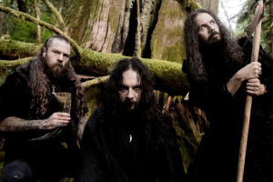 WOLVES IN THE THRONE ROOM vás na Halloween odnesou z Prahy do temných lesů
