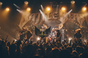 Koncert BATTLE BEAST v Bratislavě byl předčasně ukončen kvůli smrti fanouška