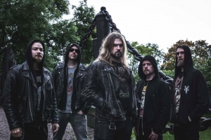 HOODED MENACE prezentují chmurný death/doom