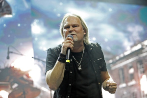 Jørn Lande si spolupráci s Tonym Iommim velmi pochvaluje