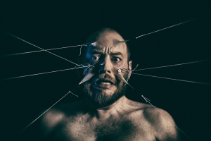 VIDEO: BLACK HOLE GENERATOR odhalili animovaný klip k „Moloch“