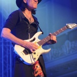 steve_vai_17