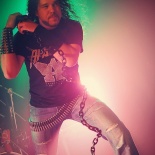 arakain_trash_tour_03