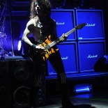 steel_panther_01