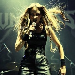HUNTRESS 4