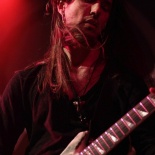 03 AMORAL 21