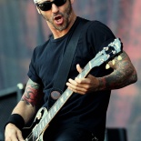 Godsmack1