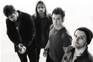 VIDEO: SAINT ASONIA – „Better Place“