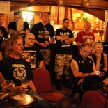 DSC_7123-fans-sal_Almost_Acoustic