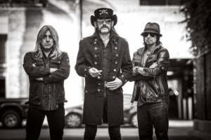 MOTÖRHEAD, SAXON a GIRLSCHOOL - trio legend v únoru vystoupí na společném koncertě v Praze