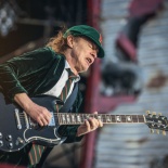 ACDC - Young05