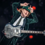 ACDC - Young06