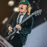 ACDC - Young08