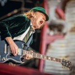 ACDC - Young04