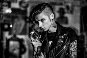 VIDEO: ANDY BLACK - „Ribcage“