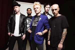 VIDEO: SUM 41 – „War“