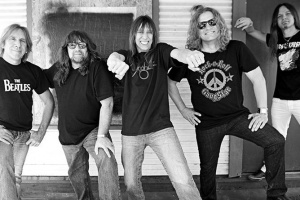 VIDEO: TESLA – „Save That Goodness“