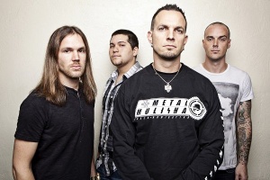 Kytarista ALTER BRIDGE a CREED Mark Tremonti v Praze představí sólový projekt TREMONTI