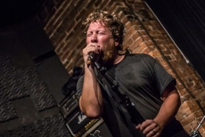 Vokalista PIG DESTROYER J.R. Hayes startuje novou kapelu VIRGINIA CREEP