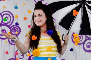 Poslechněte si novou píseň Amy Lee z EVANESCENCE z alba pro děti „Dream Too Much“