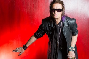 Glenn Hughes si do Prahy odskočí z natáčení s BLACK COUNTRY COMMUNION 