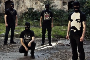 Recenze: DRAGGED INTO SUNLIGHT & GNAW THEIR TONGUES - „NV“