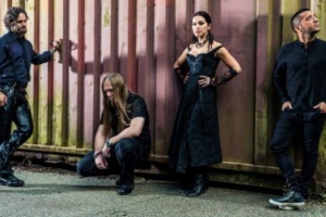 Poslechněte si: SIRENIA – „The 12th Hour“