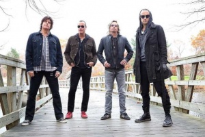 Chester Bennington opustil STONE TEMPLE PILOTS. Vrátí se Scott Weiland?