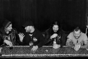 Nepřehlédněte novou deathgrind superkapelu ASPHALT GRAVES!