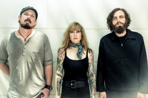 Poslechněte si nové album KYLESY „Exhausting Fire“