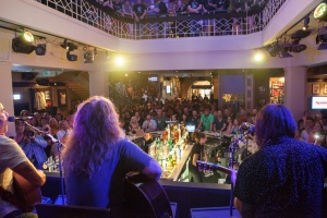 Přinášíme vám první ochutnávku fotek ze včerejší Spark Rock Party s hvězdnými THE DEAD DAISIES! 