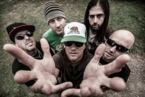 Poslechněte si první ukázku z comebackového alba UGLY KID JOE, skladbu „Hell Ain´t Hard to Find“
