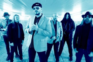 Přeleťte oceán nočním letem aerolinek THE NIGHT FLIGHT ORCHESTRA
