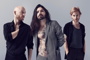 GUNS N‘ ROSES budou předskakovat BIFFY CLYRO
